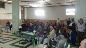 Asamblea en la Escuela Leopoldo Herrera de Villaguay