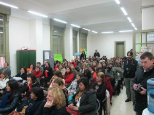 Público presente en la Fac. de Humanidades de la UADER