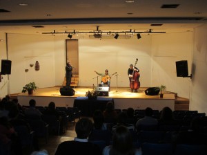 Encuentro Cultural de AGMER » Damián Lemes Trío