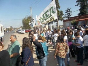 Gualeguay: Acto de AGMER y ATE frente al Hospital San Antonio 