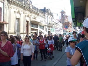 Movilización en Concepción del Uruguay - Acción conjunta de AGMER y ATE