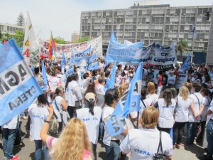 La movilización de AGMER en Casa de Gobierno 