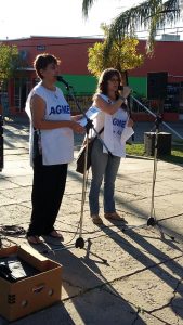 En La Paz, la asamblea abierta se realizó en la Plazoleta San Martín. 