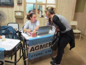 AGMER, junto a los docentes, en el concurso ordinario. 