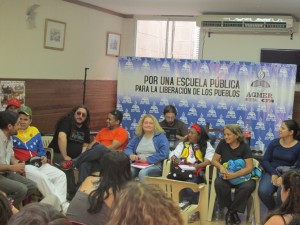 Expedición pedagógica Liga de los Pueblos libres » En AGMER Central, compartiendo experiencias con estudiantes universitarios