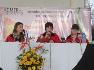 Jornadas Regionales en La Paz - Experiencias Pedagógicas - Docentes del Jardín Bichitos Colorados de Feliciano