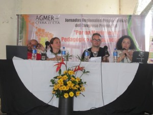 Jornadas Regionales en La Paz - Experiencias Pedagógicas - Docentes de la Escuela Secundaria Nº37 “Ernesto Che Guevara”, que trabajaron en conjunto con el servicio de Salud Mental del Hospital Felipe Heras, de Concordia