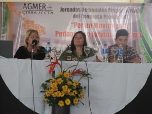 Jornadas Regionales en La Paz - Experiencias Pedagógicas - Docentes de la Escuela Nº 109 “Carlos Daniel Villa”, de La Paz