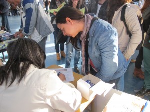 A primera hora, las acreditaciones. 