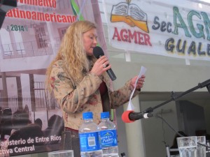 Ana Delaloye, del equipo de la Secretaría de Eduación de AGMER. 