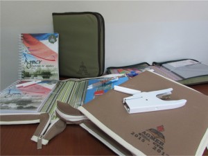 El obsequio es la carpeta » contenido sólo ilustrativo «