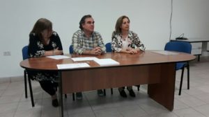 Peccín, Benedetti y Aquino, en la apertura del encuentro. 
